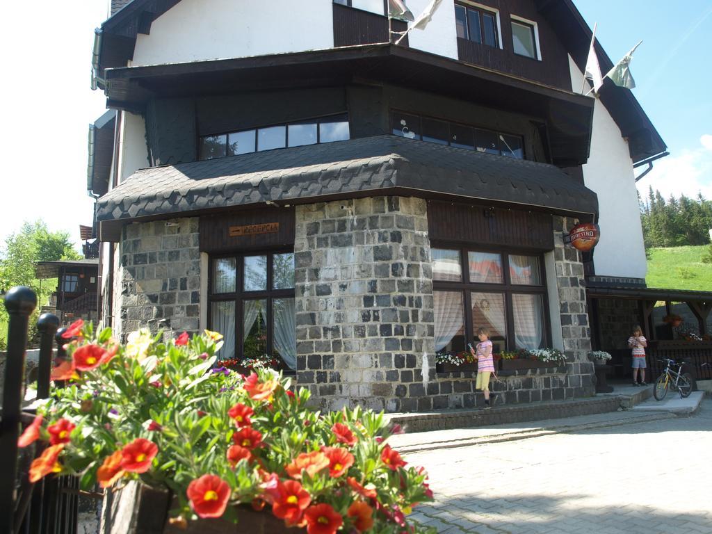 Penzion Janosik Ždiar Extérieur photo
